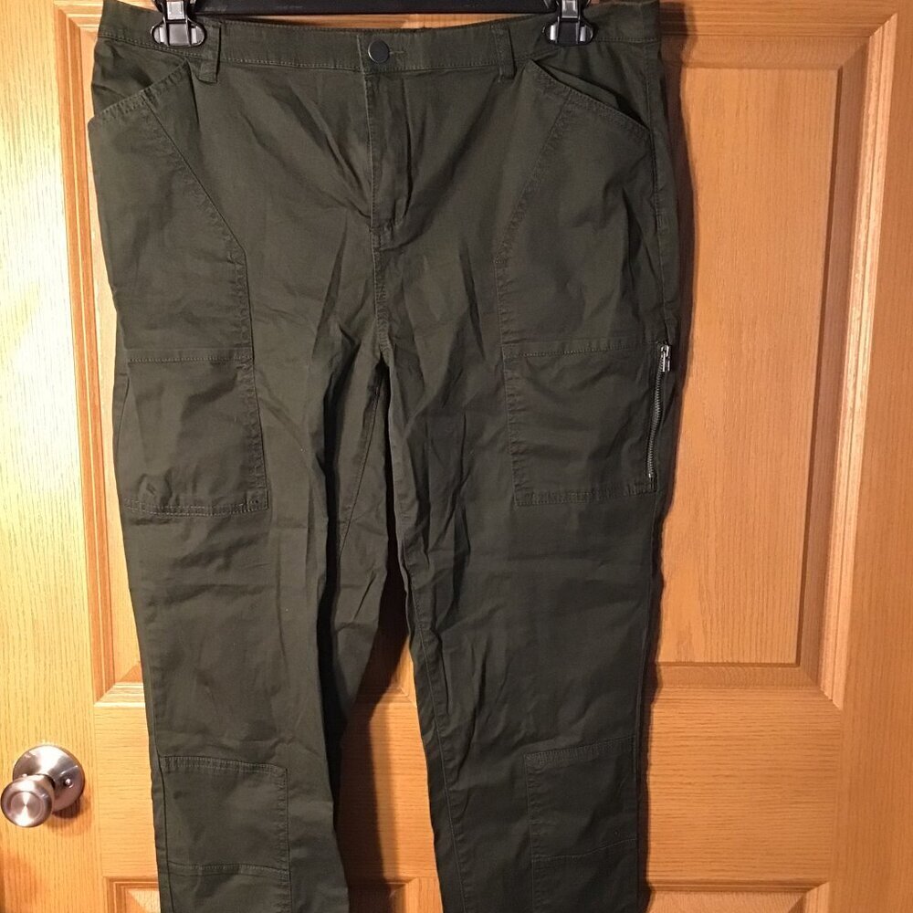 Style & Co Forest Green Khakis